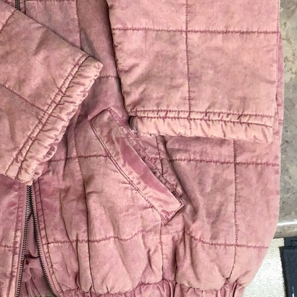 “New” SO Quilted Jacket - Picture 9 of 14